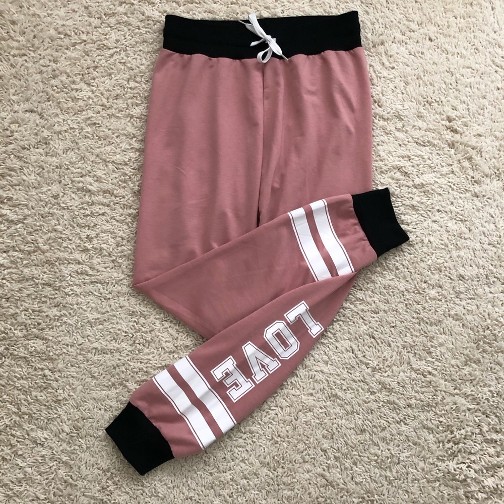 Roma Concepts Slim Fit LOVE Joggers